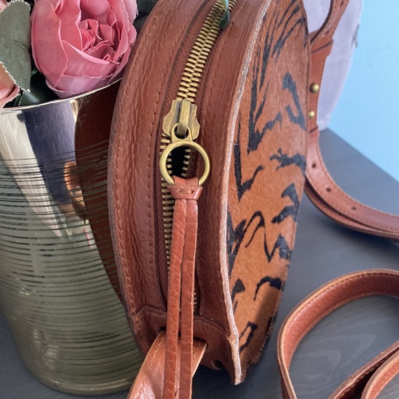 FINAl SALE! 🔥 MADEWELL leather Crossbody bag Brown second hand. - Picture 3 of 8